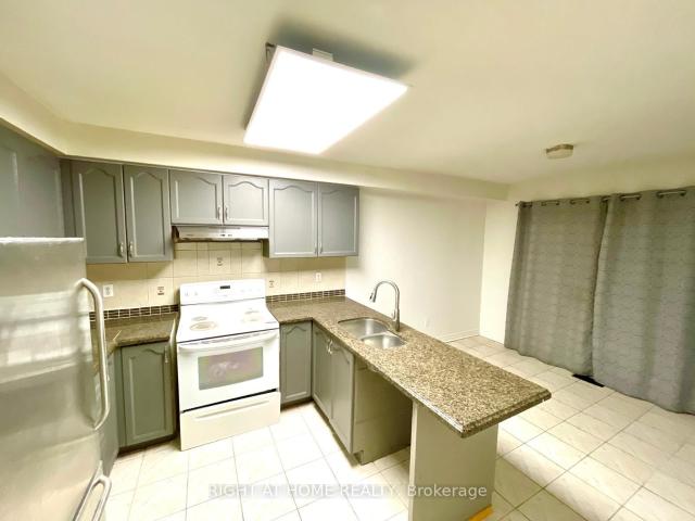 A 55 Velvet Grass Lane, Brampton | 3Beds/2Bath, Townhouse, $2,650/mo | Condos. Ca