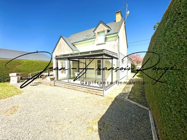 A 500 mètres de la plage et proche des commerces, maison de 112 m² avec vie de plain pied !