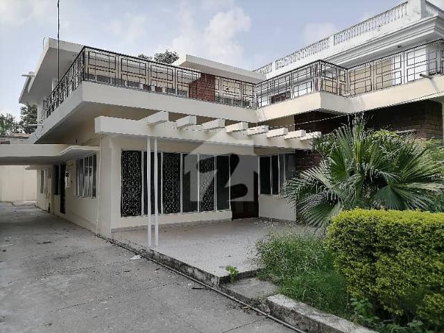 A 500 Square Yards House Is Up For Rent In F 6