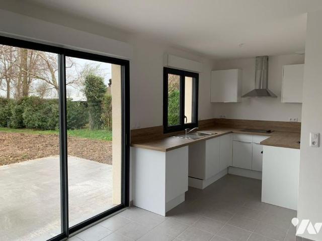 À 5 min DE BETHUNE MAISON RECENTE TYPE 4 AVEC JARDIN CLOS
