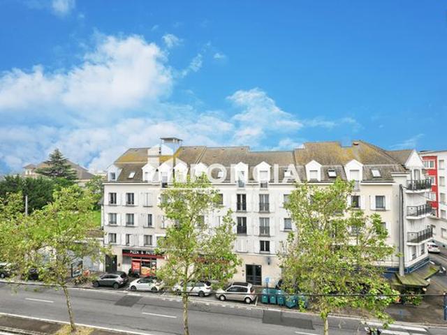 À 5 min de la gare de Mantes la Jolie: T2 54 m² avec box et cave