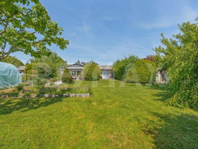 A 5 min. de Vaulruz: maison chalet sur une parcelle de 1'198 m²