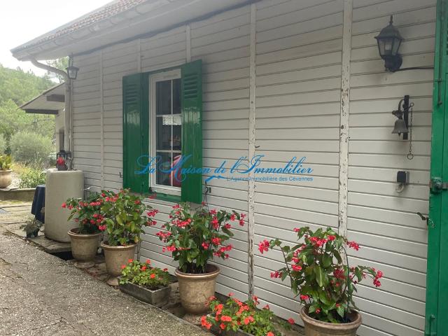 A 5 minutes d'Anduze, Maison de F3 avec véranda au calme sur. 61m² Saint Sébastien D'aigrefeuille