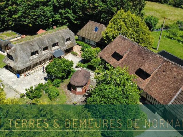 A 5 MINUTES DE BEUZEVILLE 27210, MAGNIFIQUE PROPRIETE NORMANDE