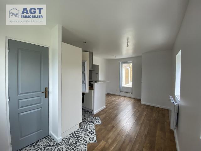 A 5MIN DE BEAUVAIS MAISON ENTIEREMENT RENOVER