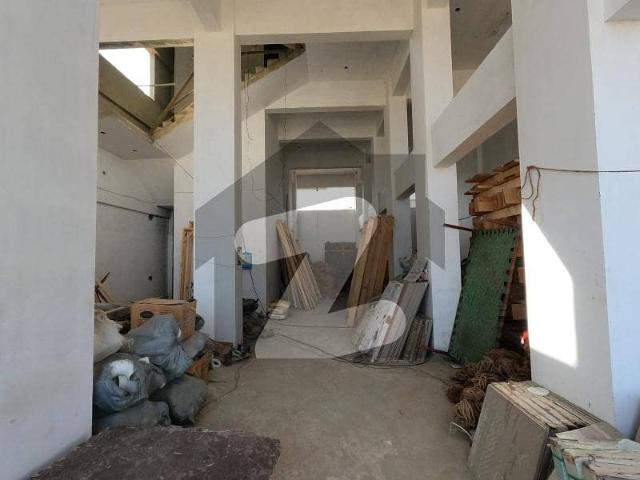 A 700 Square Feet Flat In Karachi Is On The Market For sale
