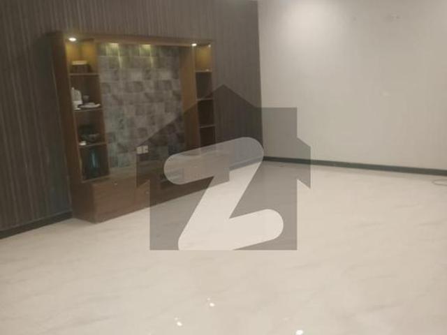 A 7.5 Marla House Available for Sale Johar Town