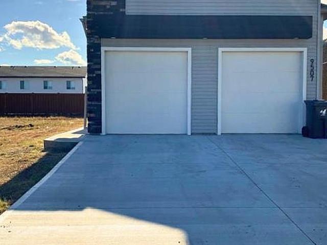 A, 9513 114 Avenue Clairmont, Alberta