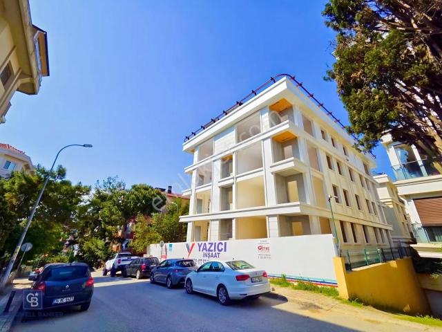 Acıbadem Bayır Sokakta Net 75m² Teraslı 2+1 Sıfır Dubleks Daire