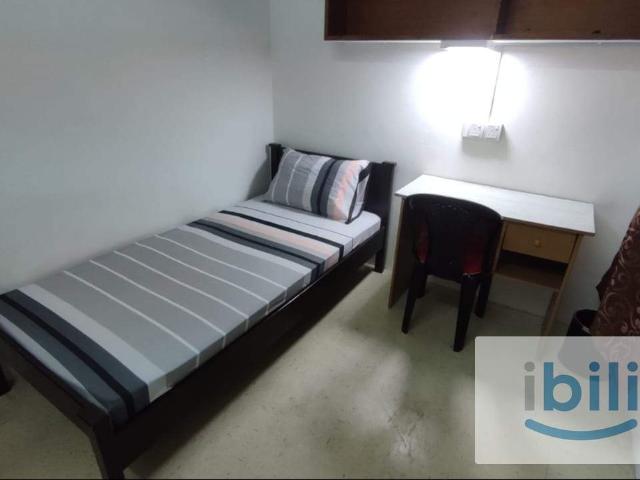 AC SINGLE ROOM NEAR THREE TWO SQUARE P.J