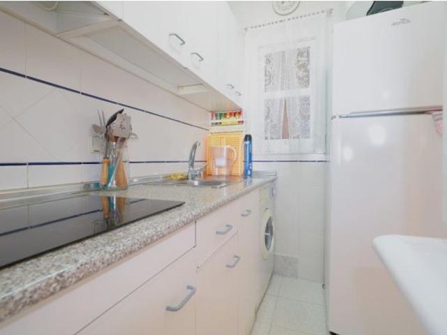 Acogedor apartamento aprox. 60 m2 1.ª planta con balcón al noroeste, cerca del centro, con gran