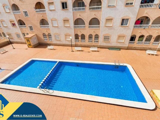 Acogedor apartamento con piscina comunitaria a 550 mts de la playa del cura