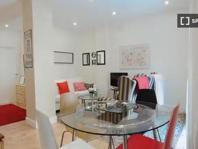 ¡Recién llegado! Apartamento de 1 dormitorio en alquiler en Pu.
