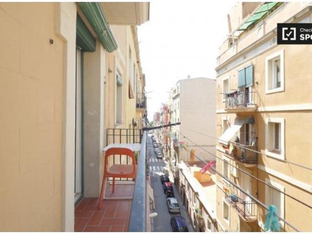 Acogedor apartamento de 2 dormitorios en alquiler cerca de la playa en La Barceloneta