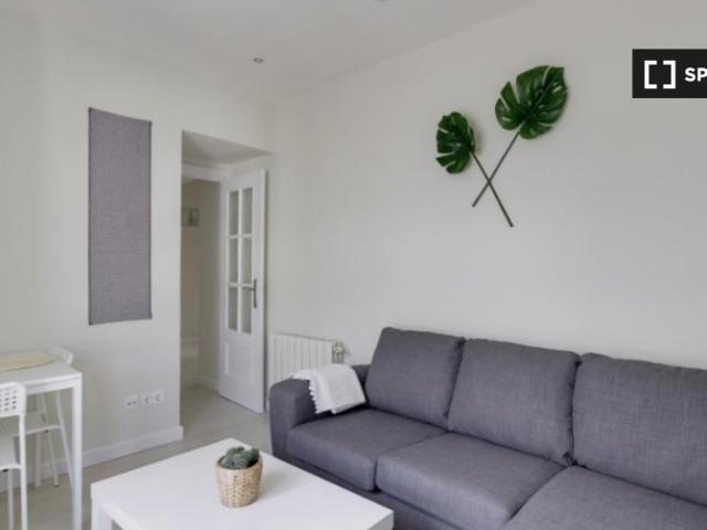 Acogedor apartamento de 2 dormitorios en alquiler en Chamartín, Madrid