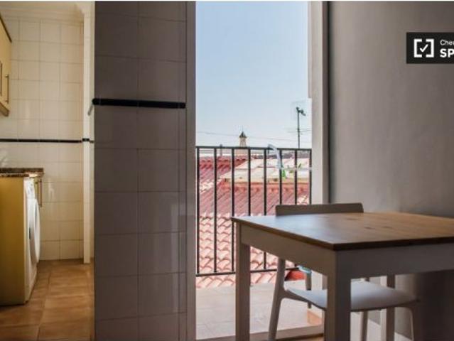 Acogedor apartamento de 2 dormitorios en alquiler en Patraix