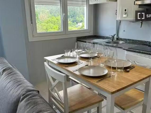 Único Apartamento de 3 habitaciones en alquiler en Caldas de R.