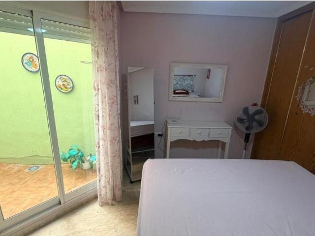 Acogedor apartamento de dos habitaciones en Los Montesinos