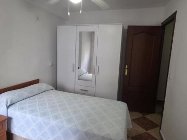 Acogedor Apartamento en Sevilla, Zona López de Gomara Alquiler por €950