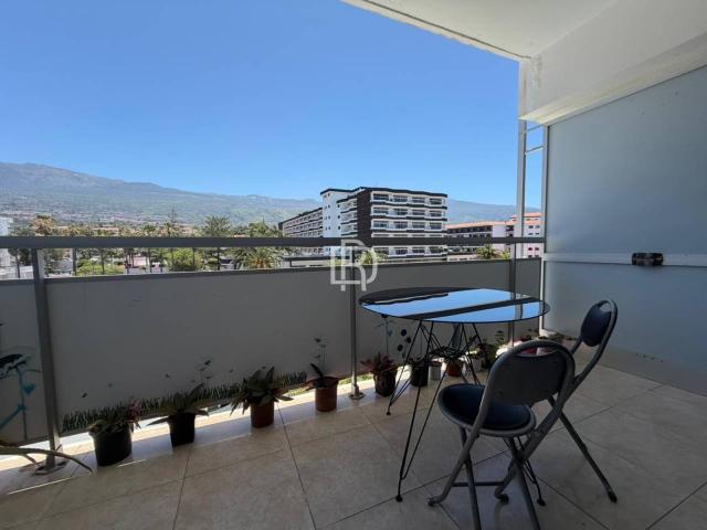 ACOGEDOR ESTUDIO CON PISCINAS EN PUERTO DE LA CRUZ
