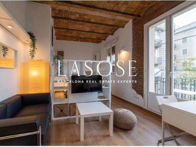 Acogedor estudio en alquiler en la Barceloneta