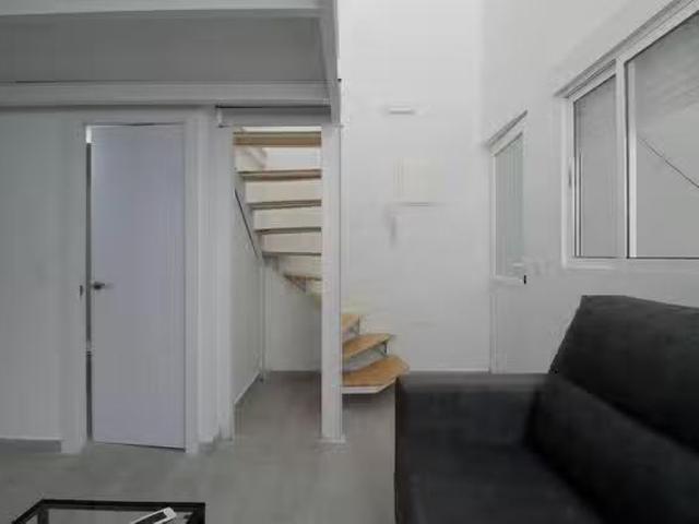 Bonito Estudio en Calle de Rodrigo Uhagón, Pradolongo
