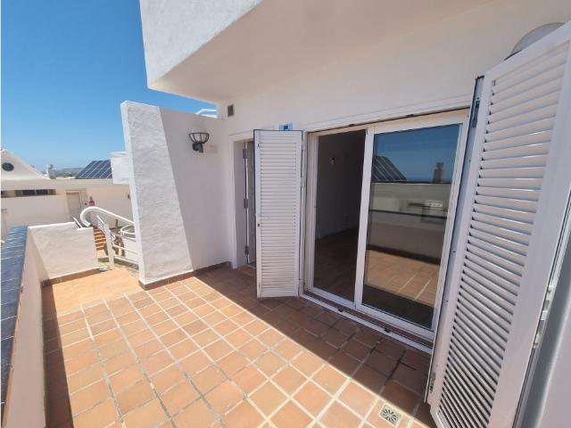ACOGEDOR ESTUDIO UBICADO EN COLINA BLANCA SAN EUGENIO