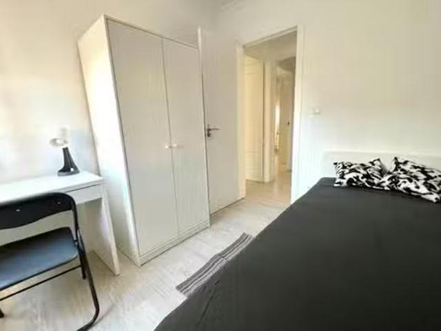 Encantador Habitación en Calle de Isidro Fernández, Valverde