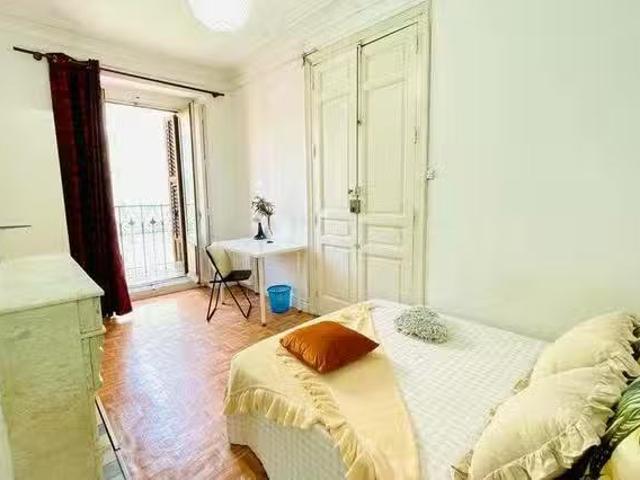 ¡Oferta! Habitación en Calle de Toledo