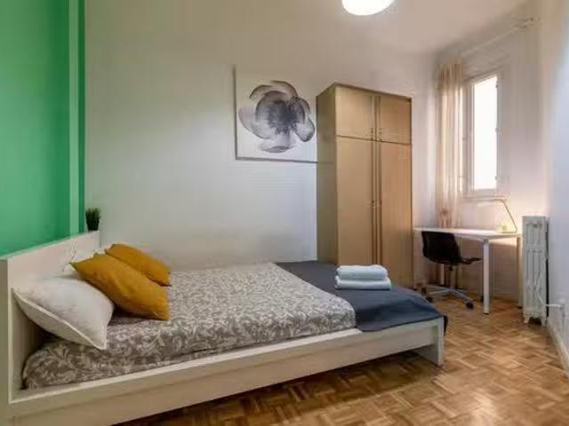 Único Habitación en Calle del General Álvarez de Castro, Trafa.