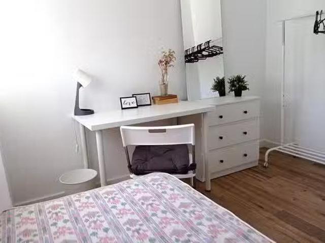 ¡En alquiler! Habitación en Calle Puerto del Escudo, Rochelamb.