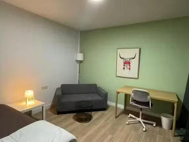 ¡En alquiler! Habitación en Calle Roma, Guindalera