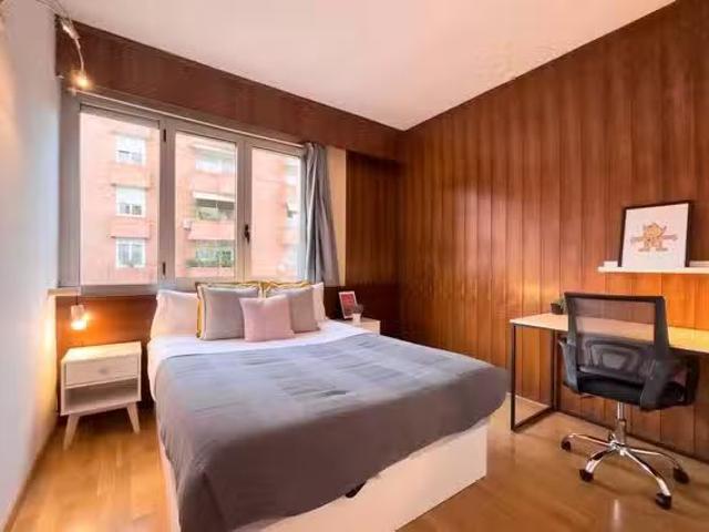 ¡Oferta! Habitación en Carrer de Benet Mateu