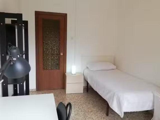 ¡Renta! Habitación en Carrer del Marí Blas de Lezo