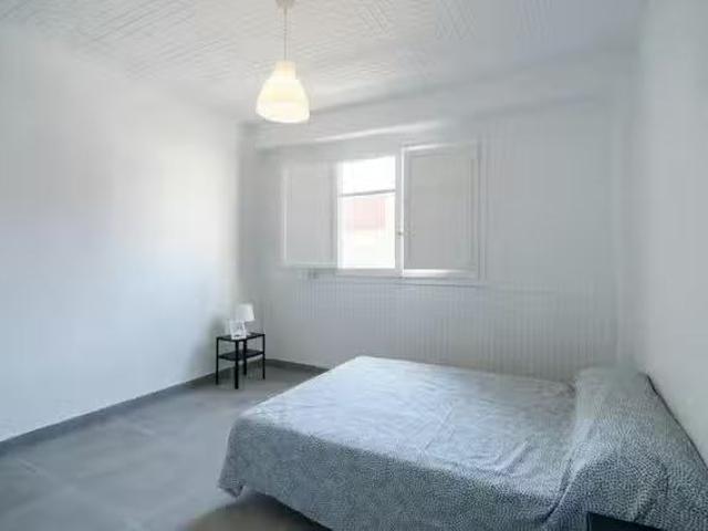 Nuevo Habitación en Carrer Justo Vilar, Cabanyal Canyamelar