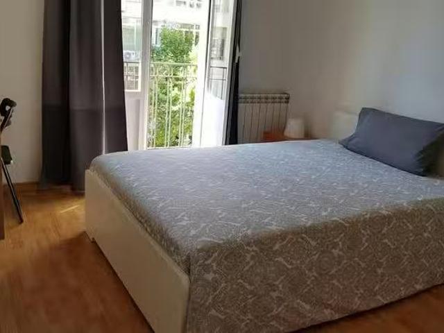 ¡Recién llegado! Habitación en Paseo del General Martínez Camp.