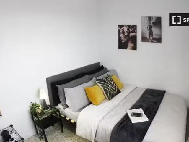 ¡Recién llegado! Habitación en piso compartido en alquiler en.