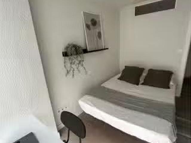 Bonito Habitación en piso compartido en alquiler en Concepción.