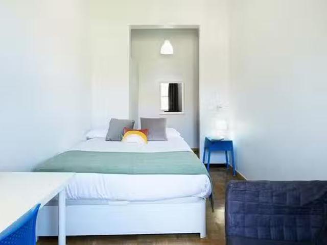 ¡Oferta! Habitación en Plaza de la Marina Española