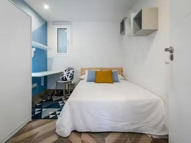 Bonito Habitación en Ronda de Sant Pere, Dreta de l'Eixample