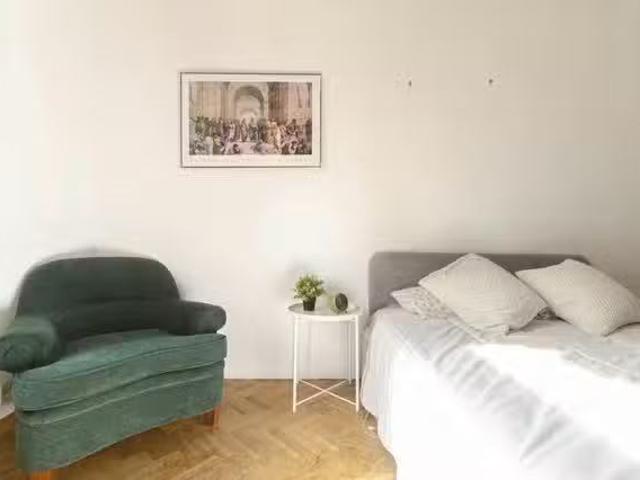 Encantador Habitación en Ronda de Sant Pere, Eixample