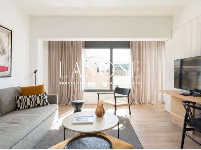 Acogedor piso de dos dormitorios, balcón y terraza comunitaria en alquiler en La Salut