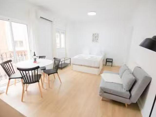 Único Piso de 1 habitación en Madrid