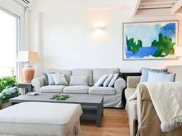 Nuevo Piso de 1 habitación en Madrid