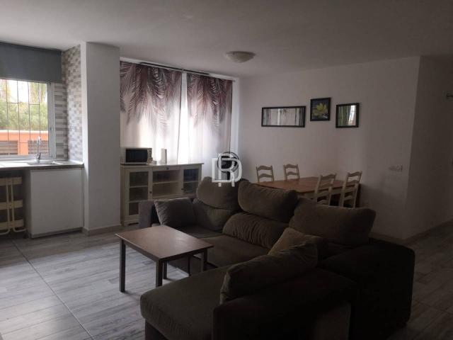 ACOGEDOR PISO DE 2 HABITACIONES EN PUERTO DE LA CRUZ