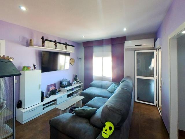 Acogedor Piso en Avd Agrupación Córdoba