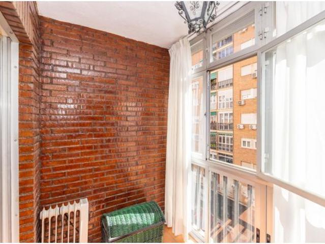 ¡Acogedor Piso en Alminares, Granada por solo €850 al mes! ?