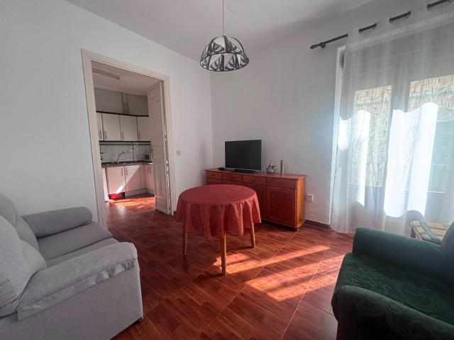 Acogedor Piso en el Corazón de Granada Ideal para Estudiantes