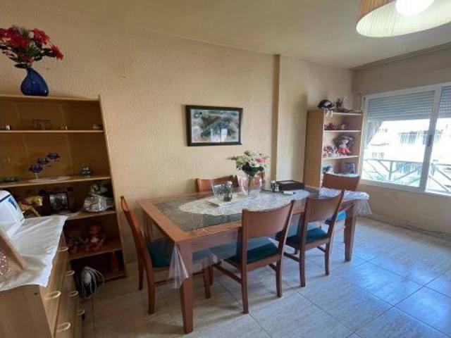Acogedor piso en venta en Altozano, Alicante Ideal para vivir