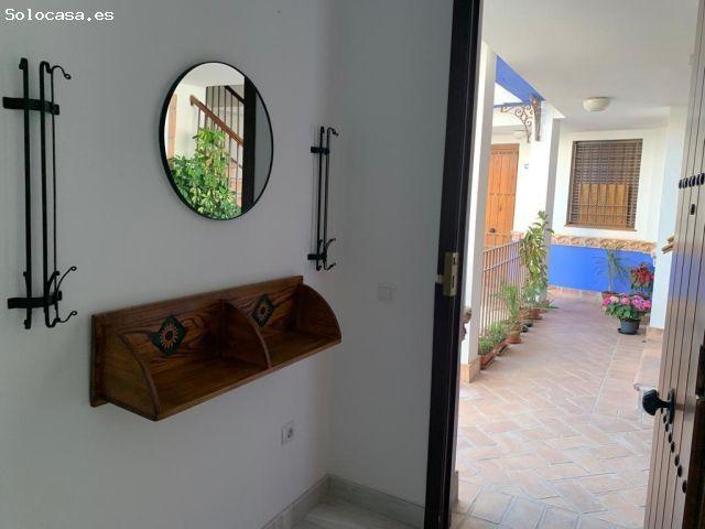 ACOGEDOR PISO JUNTO A OLLERIAS